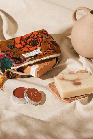 Balsamo per labbra naturale colorato TEINT rosso - Labbra e viso