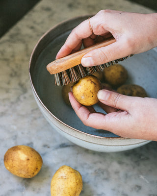 Piccoli trucchi per risparmiare acqua in cucina
