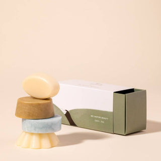 Kit viaggio shampoo, balsamo, bagnodoccia e detergente viso solidi