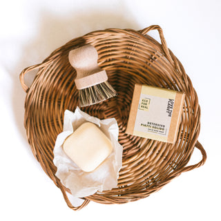 Coccole per la cucina - Sapone piatti solido e Pot Brush con setole naturali