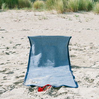 Sdraio da spiaggia pieghevole in denim di recupero - Realizzato su ordinazione