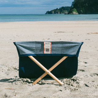 Sdraio da spiaggia pieghevole in denim di recupero - Pre Ordine