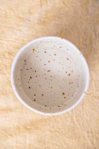 INVITO ciotola in ceramica a forma di coppa | Pre Ordine