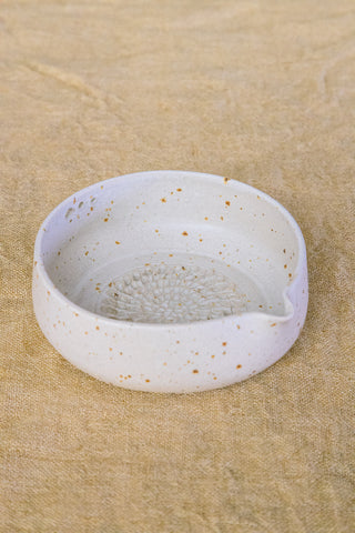 ASSAGGIO ciotolina in ceramica con grattugia | Pre Ordine